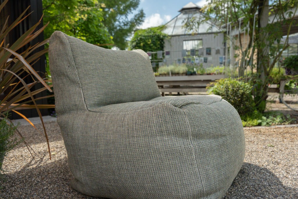Seitz Garten- und Landschaftsbau - Roolf-Outdoormoebel